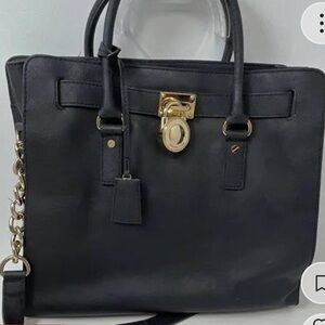 michael kors vintage Elegant Black Leather Handbag
